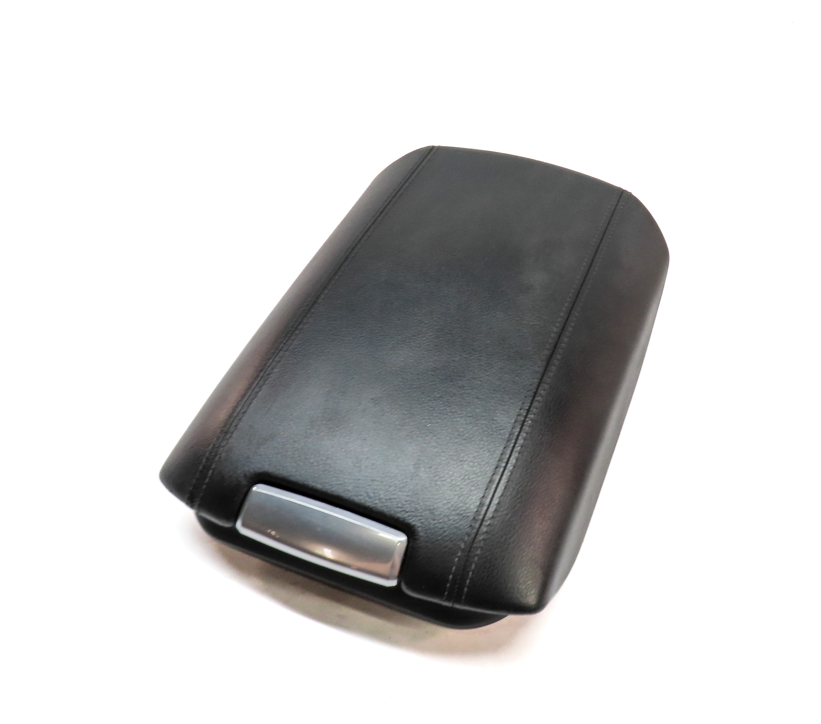 11-18 PORSCHE CAYENNE (958 970 G1) CENTER CONSOLE ARMREST STORAGE LID (Black) — exact item pictured